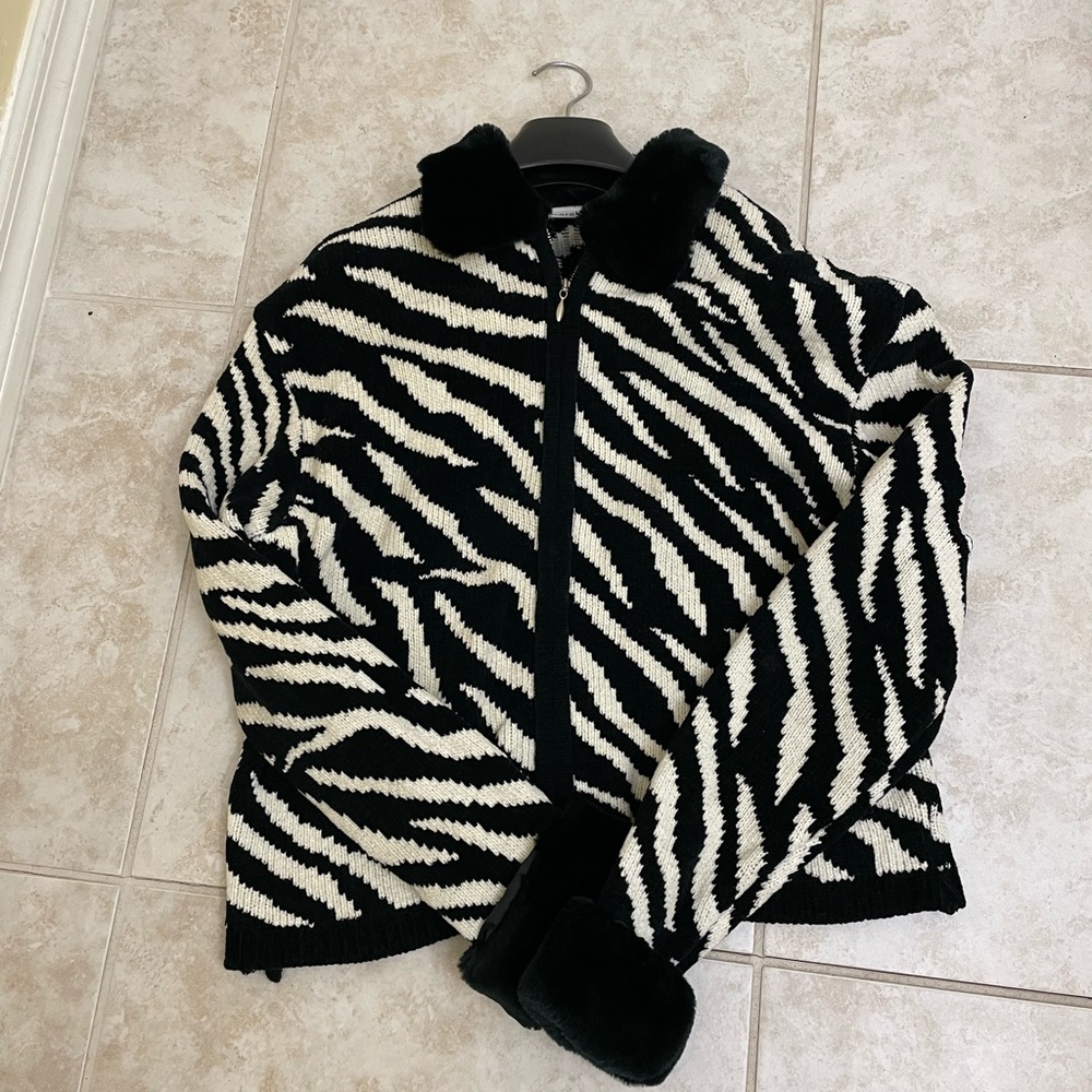 Heavy zip up sweater